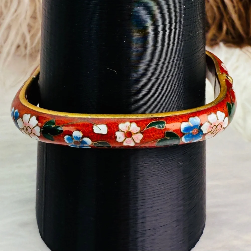 Vintage Goldtone Asian Red Orange Floral Cloisonne Hinged Square Bracelet